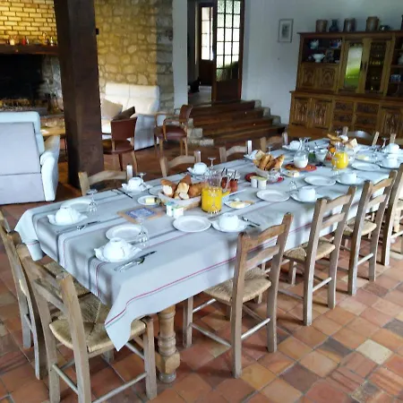 Bed & Breakfast D'hotes Domaine De La Jonquiere, 3*