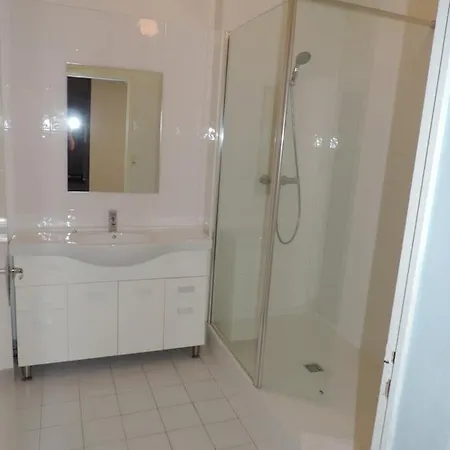 Oda ve Kahvaltı D'hotes Domaine De La Jonquiere,