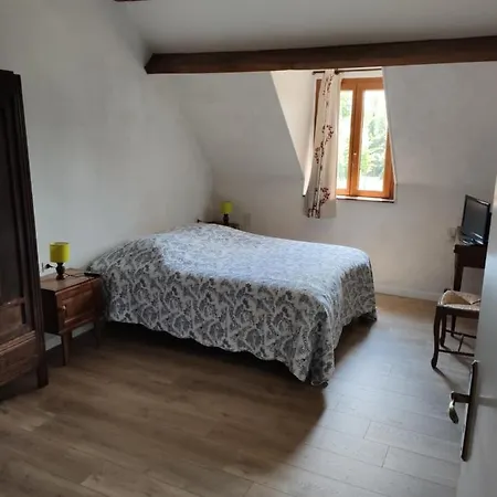 Oda ve Kahvaltı D'hotes Domaine De La Jonquiere, 3*