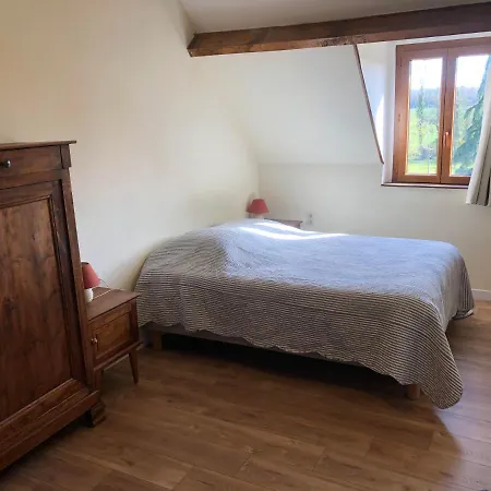 D'hotes Domaine De La Jonquiere, فندق مبيت وإفطار 3*