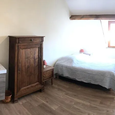 D'hotes Domaine De La Jonquiere, Bed & Breakfast Bouloire