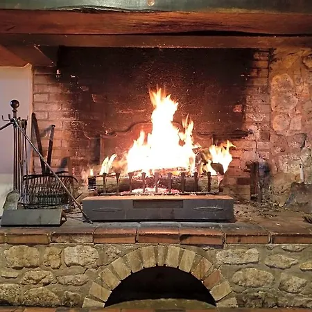 Bed & Breakfast D'hotes Domaine De La Jonquiere, 3*